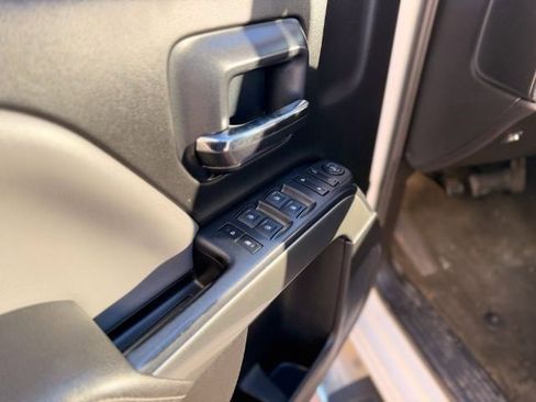 Used 2015 Chevrolet Silverado 3500 LT w/ LT Convenience Package image 28