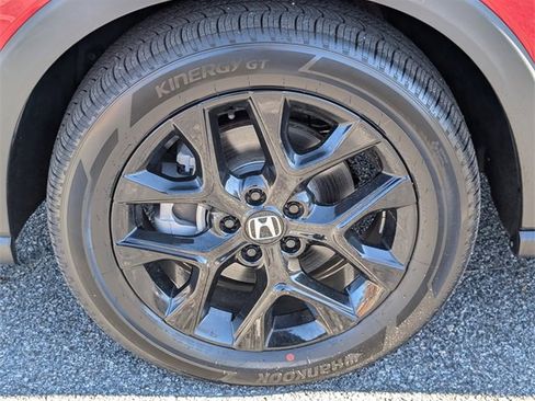 Used 2025 Honda HR-V Sport image 13