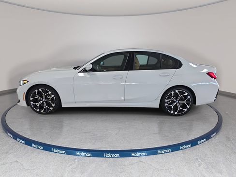Used 2026 BMW 330i Sedan w/ M Sport Package RWD image 11