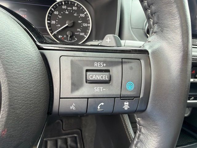 Used 2023 Nissan Rogue SL AWD/4WD image 31