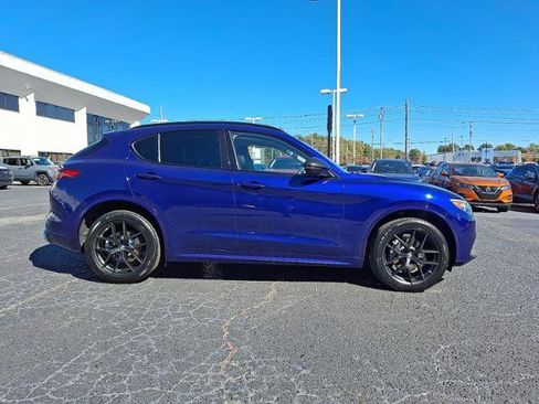 Used 2021 Alfa Romeo Stelvio Ti w/ Premium Package image 7