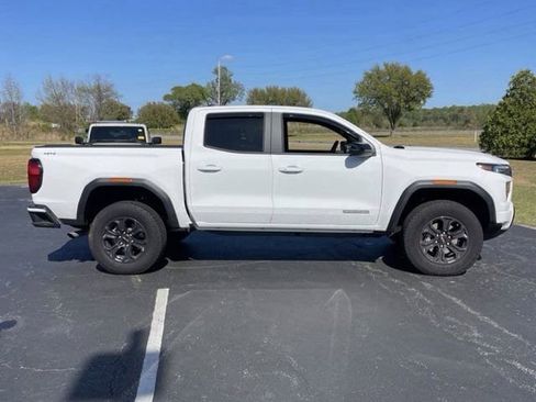 Used 2025 GMC Canyon Elevation w/ Convenience Package image 8