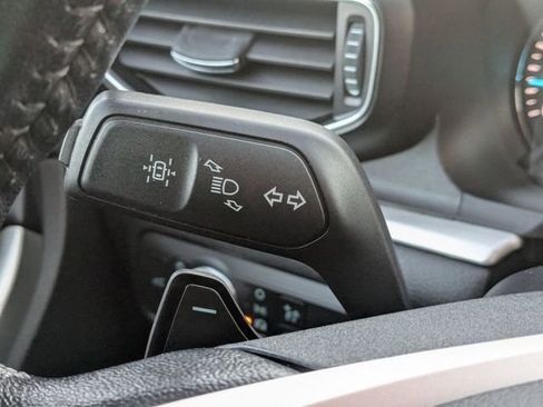 Used 2021 Ford Explorer XLT w/ Equipment Group 202A image 23