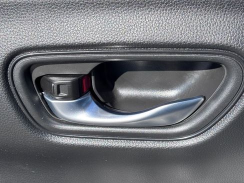 Certified 2025 Honda HR-V EX-L image 19