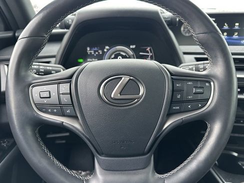 Used 2022 Lexus UX 250h w/ Premium Package image 41