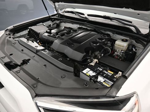 Used 2019 Toyota 4Runner SR5 image 51