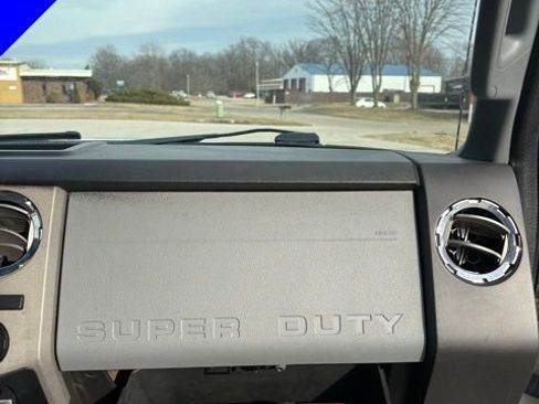 Used 2016 Ford F250 XLT w/ FX4 Off-Road Package AWD/4WD image 34