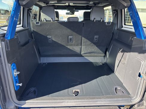 Certified 2025 Ford Bronco Badlands image 15