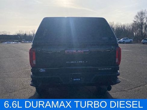 Used 2021 GMC Sierra 2500 Denali w/ Denali Black Diamond Edition image 3