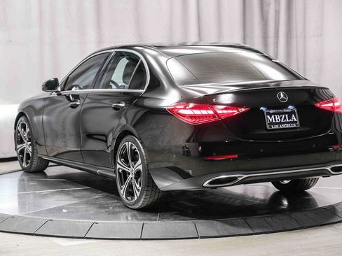Used 2022 Mercedes-Benz C 300 Sedan image 2