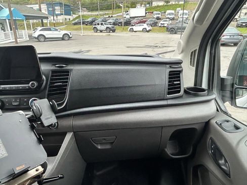 Used 2020 Ford Transit 250 Medium Roof RWD image 23