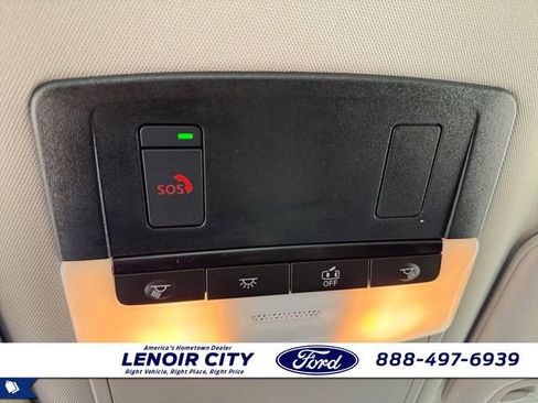 Used 2025 Nissan Altima 2.5 SV FWD image 16