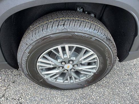 New 2026 Chevrolet Traverse LT FWD image 12