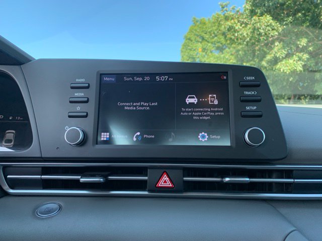 Used 2021 Hyundai Elantra SEL w/ Preferred Accessory Package FWD image 14