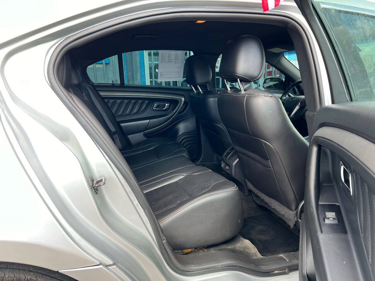 Used 2014 Ford Taurus SEL FWD image 13