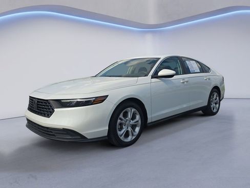 Used 2023 Honda Accord LX image 1
