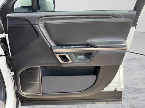 Used 2022 Rivian R1T Adventure AWD/4WD image 87