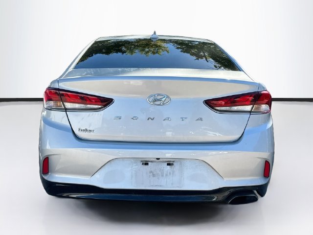 Used 2018 Hyundai Sonata SEL w/ Tech Package 04 FWD image 6