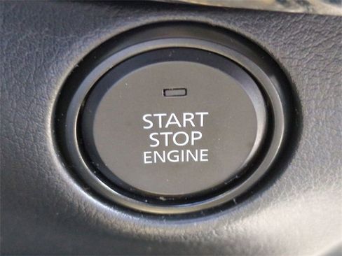 Used 2022 MAZDA CX-30 AWD 2.5 S w/ Premium Package image 28