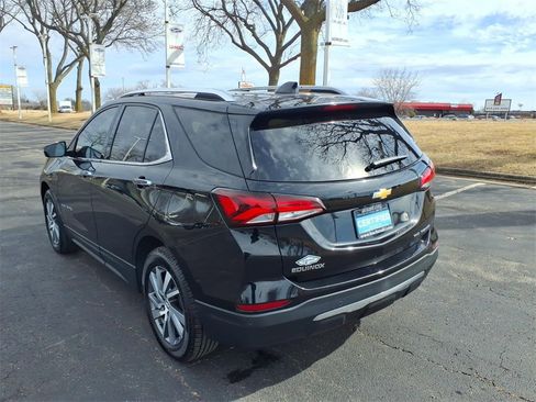 Used 2023 Chevrolet Equinox Premier image 5