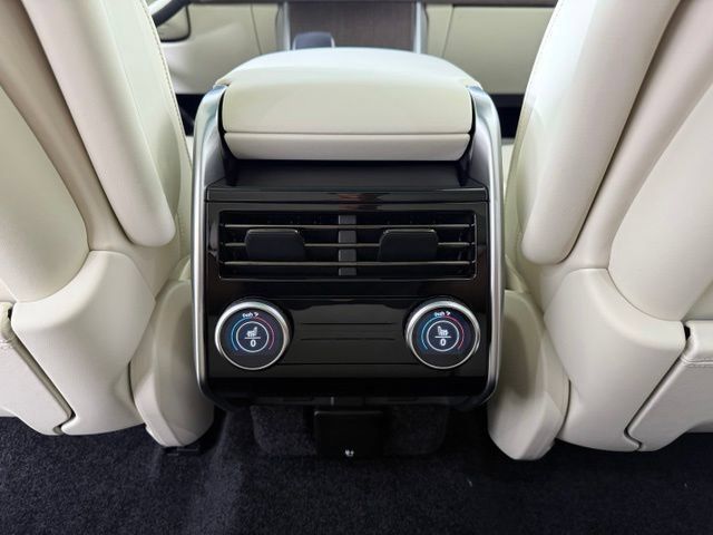 New 2026 Land Rover Range Rover SE AWD/4WD image 26