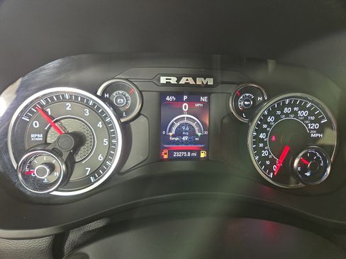 Used 2024 RAM 2500 Big Horn w/ Bed Utility Group image 17