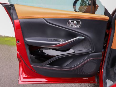 Used 2023 Aston Martin DBX 707 image 50