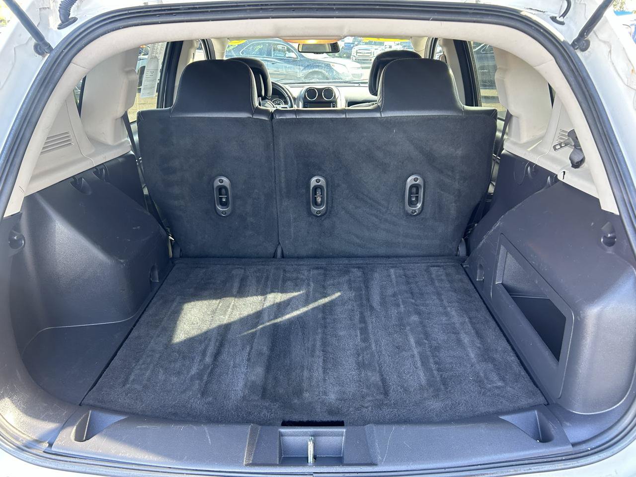 Used 2017 Jeep Compass High Altitude AWD/4WD image 16