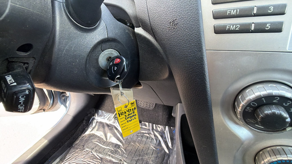 Used 2008 Toyota Yaris S FWD image 16