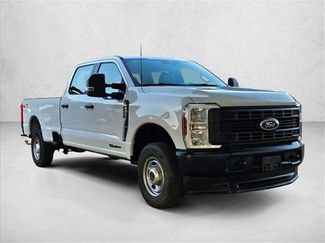 Used 2025 Ford F250 XL w/ XL Driver Assist Package AWD/4WD video 3