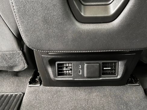 Certified 2024 Chevrolet Silverado 1500 LT image 37