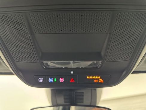 Used 2026 Chevrolet Equinox LT w/ Convenience Package II FWD image 22