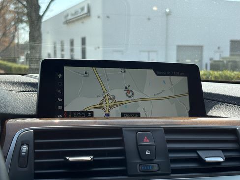 Used 2018 BMW 440i Convertible image 25