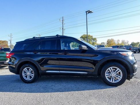 Used 2023 Ford Explorer XLT w/ Equipment Group 202A image 25