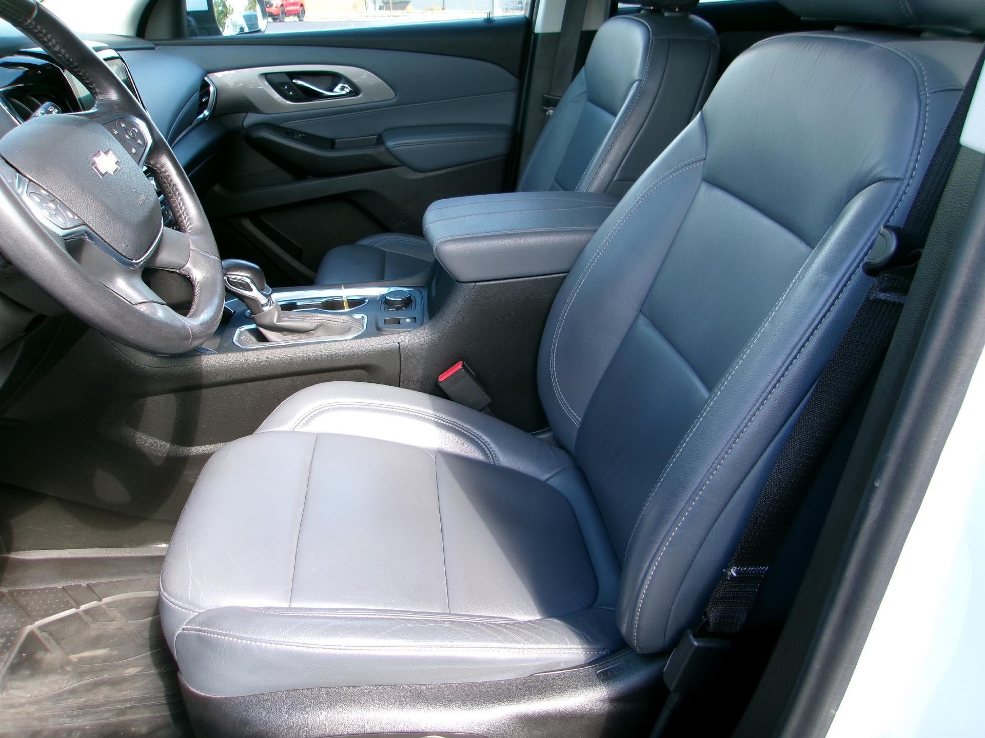 Used 2021 Chevrolet Traverse LT w/ LPO, Floor Liner Package AWD/4WD image 9