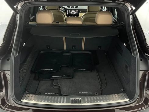 Used 2019 Porsche Cayenne AWD/4WD image 35
