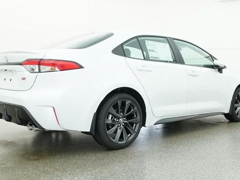 New 2026 Toyota Corolla SE FWD image 25