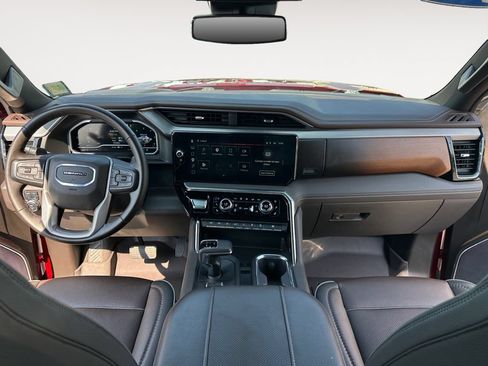 Used 2023 GMC Sierra 1500 Denali AWD/4WD image 10