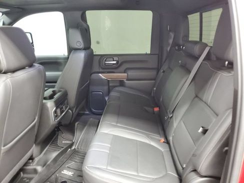 Used 2022 Chevrolet Silverado 2500 High Country w/ Z71 Off-Road Package AWD/4WD image 9
