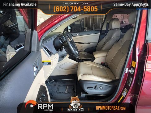 Used 2016 Hyundai Tucson Limited w/ Option Group 03 FWD image 9