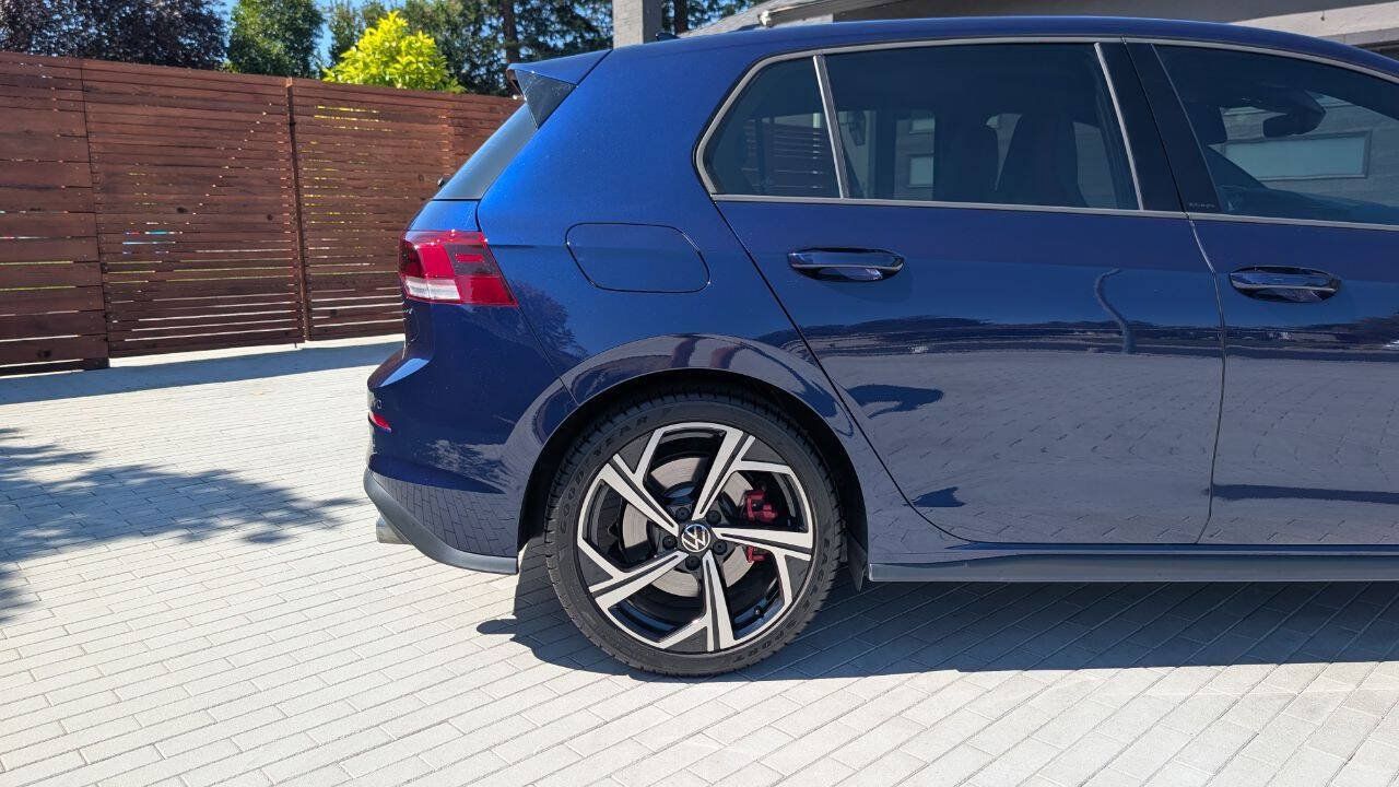 Used 2024 Volkswagen GTI SE FWD image 4