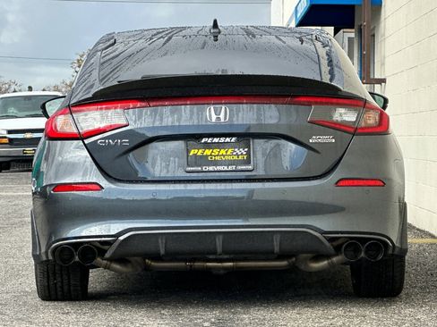Used 2023 Honda Civic Sport Touring image 5