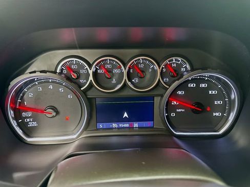 Used 2021 Chevrolet Suburban RST w/ Luxury Package image 14