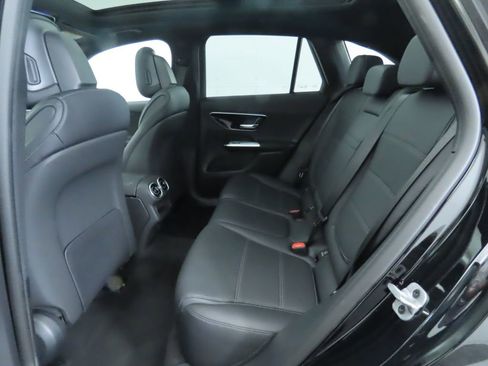 Certified 2025 Mercedes-Benz GLC 300 image 21