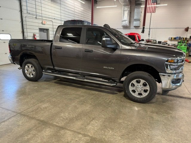 Used 2025 RAM 2500 Big Horn AWD/4WD image 5