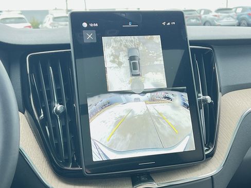 New 2026 Volvo XC60 B5 Plus w/ Protection Package Premier image 19