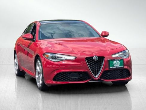 Used 2019 Alfa Romeo Giulia Ti Sport w/ Quick Order Package 22S Sport AWD/4WD image 1
