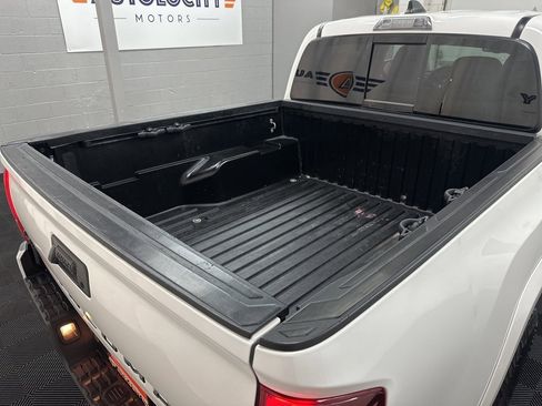 Used 2021 Toyota Tacoma SR5 image 11