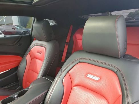 Certified 2024 Chevrolet Camaro SS RWD image 11
