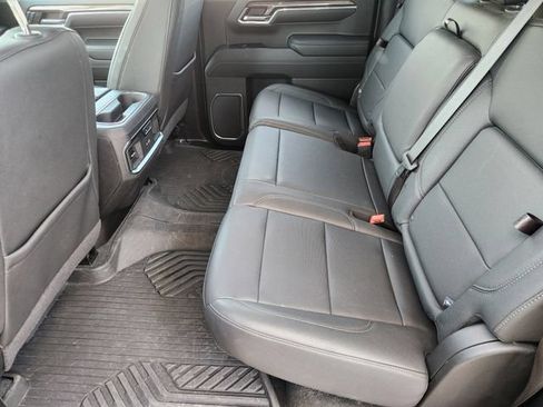 Used 2024 Chevrolet Silverado 1500 LTZ AWD/4WD image 28